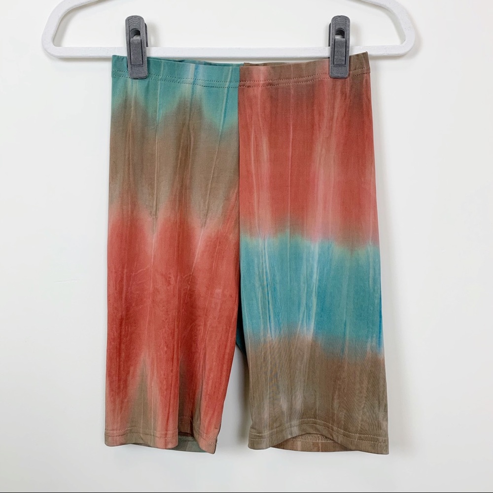 Daisy High Waisted Tie Dye Biker Shorts Tie Ombre Red Brown Blue